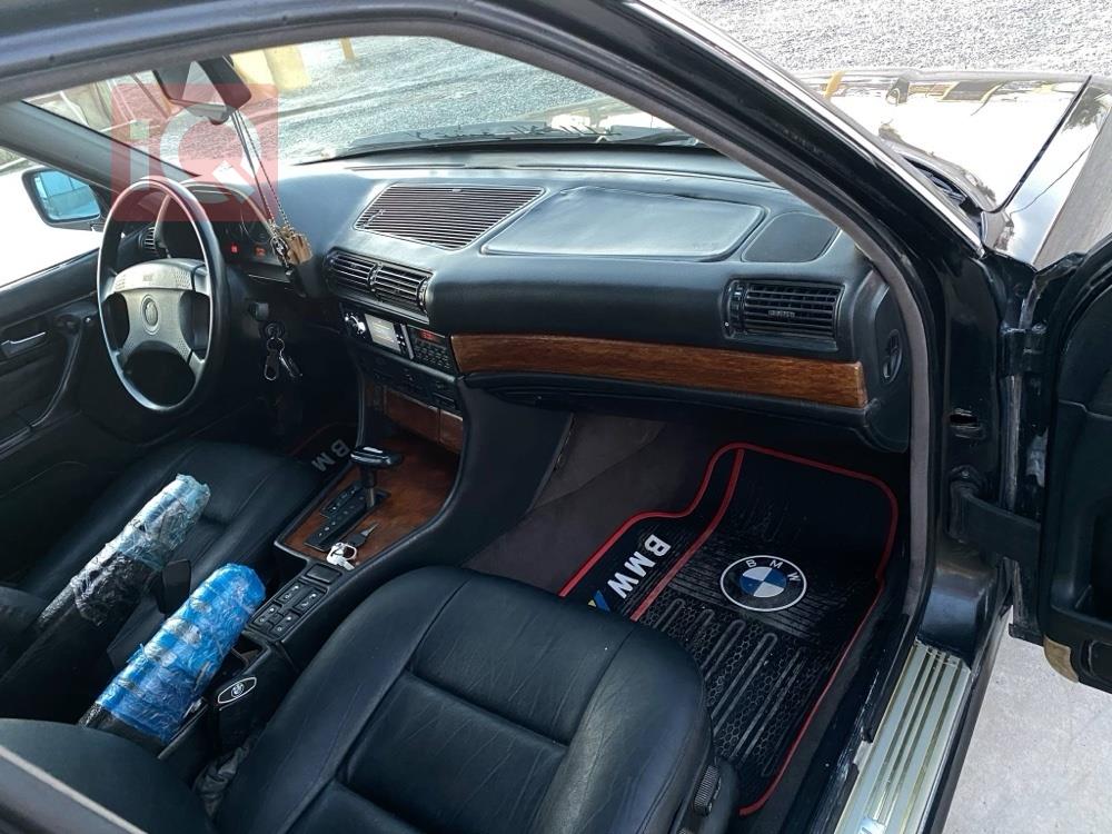 بي ام دبليو الفئة 7